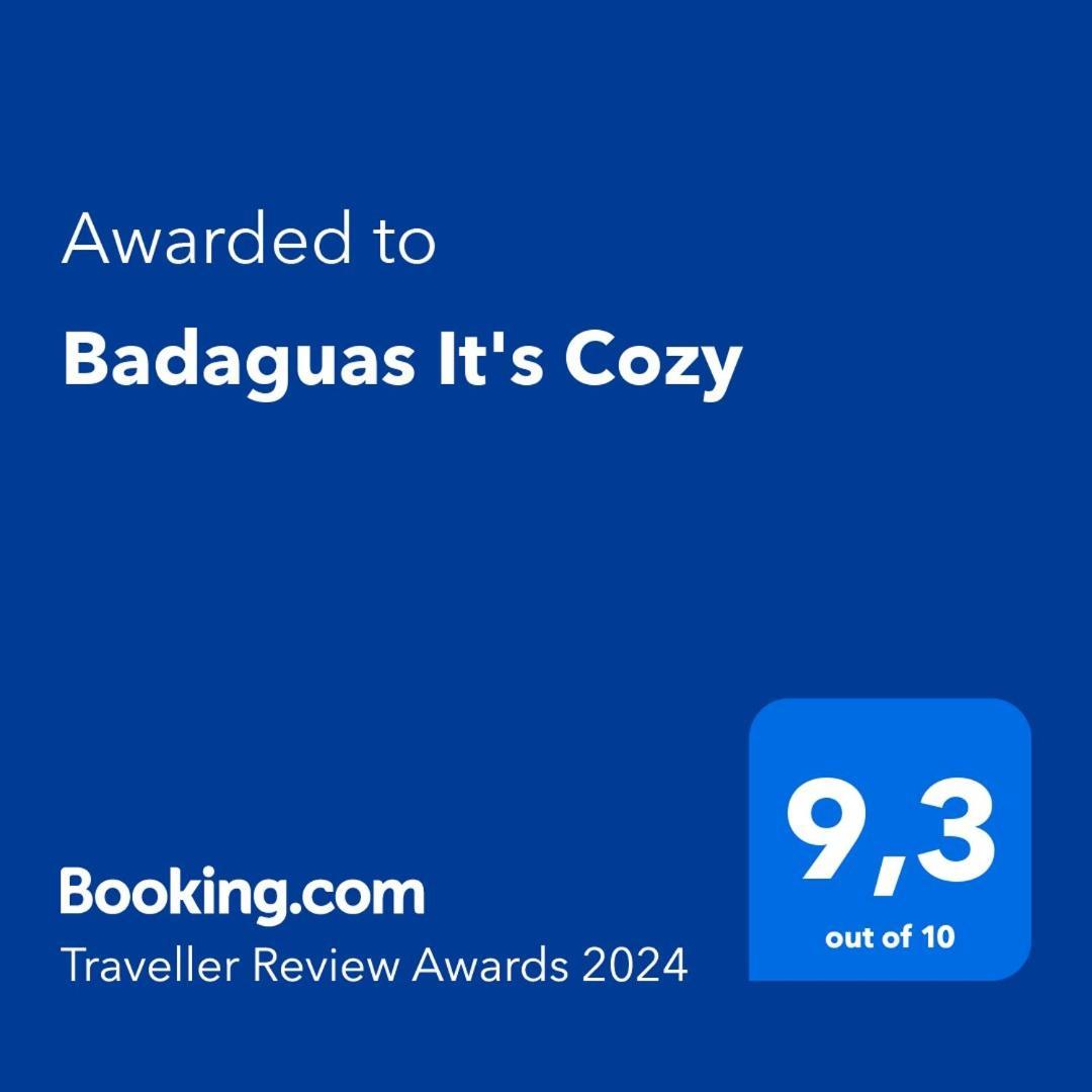 Badaguas It's Cozy Apartment Bagian luar foto